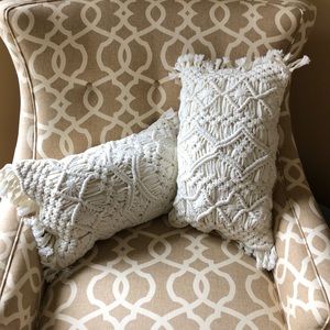 Two Pier1 Decorative Macrame Cream/White Pillows
